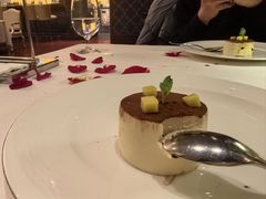 -龙虾酒吧扒房(宁波香格里拉店)