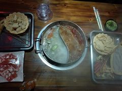 -乐山串串香老火锅(鼓楼店)