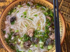 鸡汤米线-正宗李家土鸡米线店