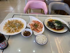-覃记海鲜美食餐厅