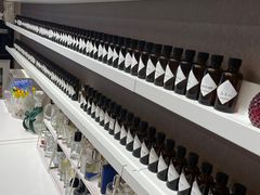 -墨more调香馆DIY自调香水(博雅国际中心B座店)