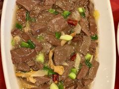 -侬佳蒸菜馆(听潮店)