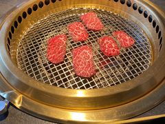 -铭牛烧肉·和牛海鲜自助(高新月牙湖店)