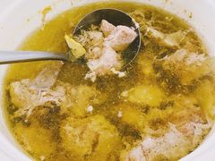 瘦肉炖汤-阿钦大排档