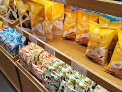 面包甜点陈列柜-良品铺子(五角场万达店)