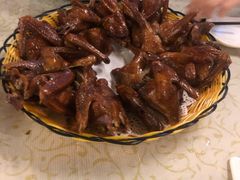 红烧乳鸽-百利鸽王(紫薇路店)
