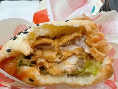 -塔斯汀中国汉堡(夏良地铁口店)