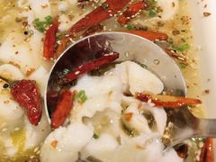 -姚姚酸菜鱼·金戈戈香港豉油鸡(喜荟城联名店)
