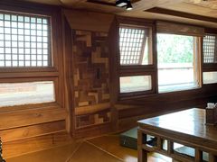 靠窗位-小吊梨汤·北京菜(香山店)