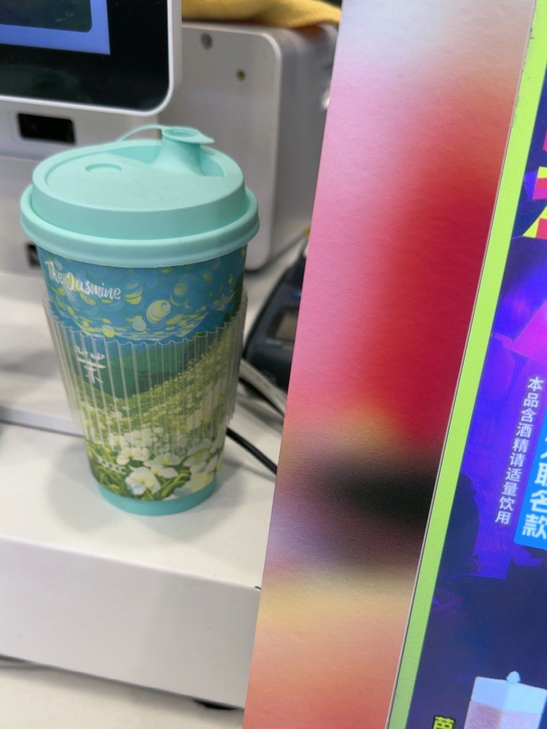 每次坐飞机都来买柠檬小麦草,很好喝,速度超级快