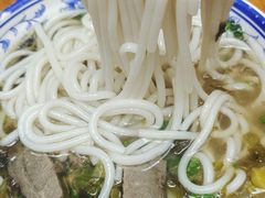 -花溪牛肉米粉(华兴东街店)