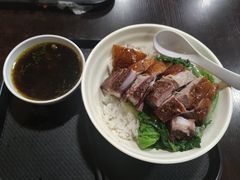 烧鹅双拼饭-盛品鲜东莞烧鹅濑粉(杨箕店)