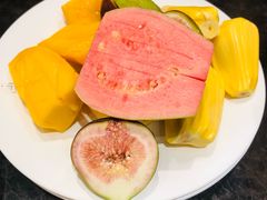 -川骄海鲜自助(王府井奥莱UP TOWN店原世界之花店)