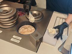-喜茶(上海打浦桥日月光gelato lab+店)