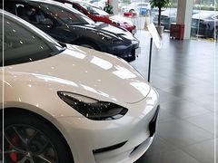 -TESLA 特斯拉(北京南四环中路特斯拉中心)