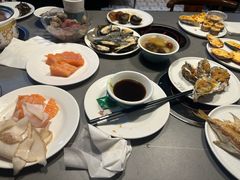 -遇上西雅图多融合海鲜自助餐厅(中房金谊广场店)