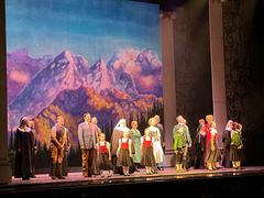 -交通银行前滩31演艺中心