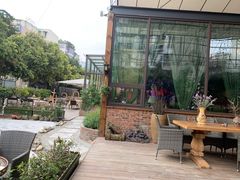 -莉莉家的音乐花园餐吧(航空路店)