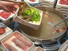 -来龍儿鲜切牛肉自助老火锅