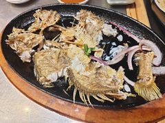 -潮界(LU·ONE凯德晶萃广场店)