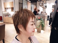 -Mentor Hair Salon