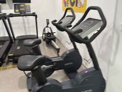 -发条鸭无人健身房(静安胶州路店)