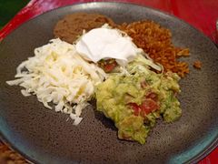 -Pistolera Mexican Cantina女枪手墨西哥餐厅(碧云路店)