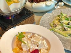 -穹六人间 people 6(岳阳路店)