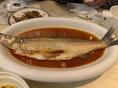 五椒蒸白鱼-巴陵全鱼席(湖南老字号汴河街店 )