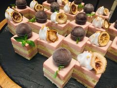 -南京长江之舟华邑酒店·鲜艳自助餐厅