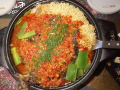 -吞鱼兽麻辣烤鱼(万达店)