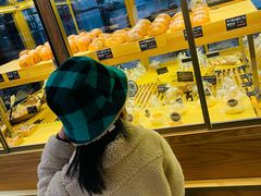 面包甜点陈列柜-啊噗吐呦现场烘焙(麦凯乐店)