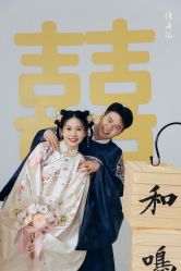 -喜爱高定婚纱摄影