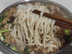 小碗肥瘦-正宗杨记普洱酸醋米线(总店)