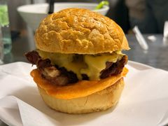 鸡扒芝士蛋菠萝包-颓记茶餐厅(美景总店)