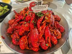 -巴厘龙虾·榜首油焖大虾(音乐学院·沿江酒馆店)