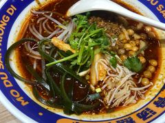 -魔都三兄弟酸辣粉·蘸卤炸串(虹桥万科店)