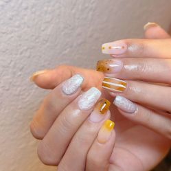 -H12 STAR日式美甲美睫专门店