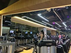 -威克健身游泳(万菱汇店)