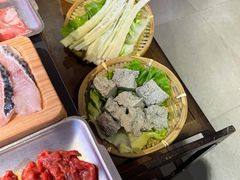 -由衷贵州酸汤牛肉火锅(新桥店)