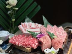 -铭牛烧肉·和牛海鲜自助(高新月牙湖店)