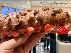 -HOT CRUSH趁热集合·现烤面包(上海环球港店)
