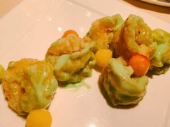 果仁芥末虾球-丽思卡尔顿酒店-天泰轩中餐厅(大沽北路店)