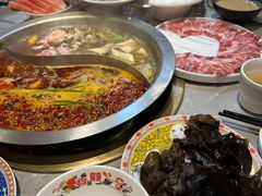 -沸炉重庆老火锅(军事博物馆店)