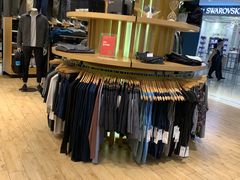 -lululemon(上海浦东IFC店)