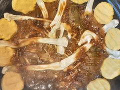 -铁锅炖灶台鱼老三炖鱼馆