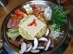 -勾勾锅(联宝公寓店)