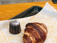 碱水羊角包-OUR Bakery(三里屯太古里店)