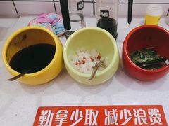 -弘束束柳州深巷螺蛳粉(珠江路店)