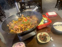 -富正毅三下锅·湘西韵味(天门山索道店)